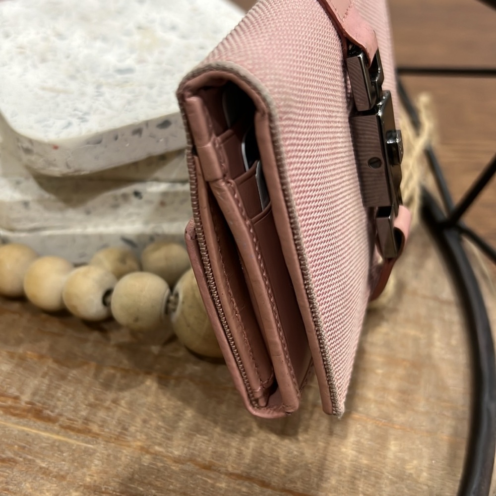 Gucci - Picture 3 of 13